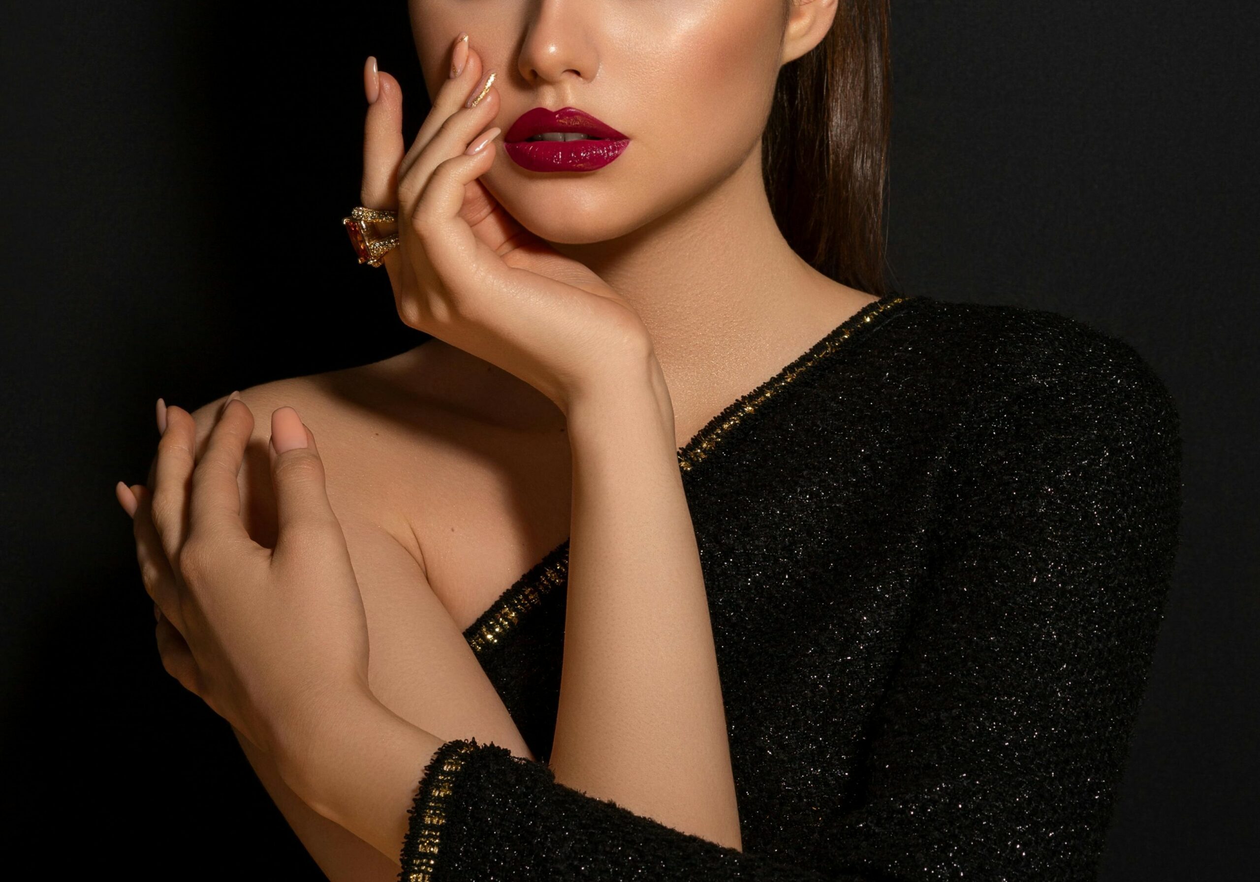 10 Reasons to hire Escorts from Dolls and Roses in London