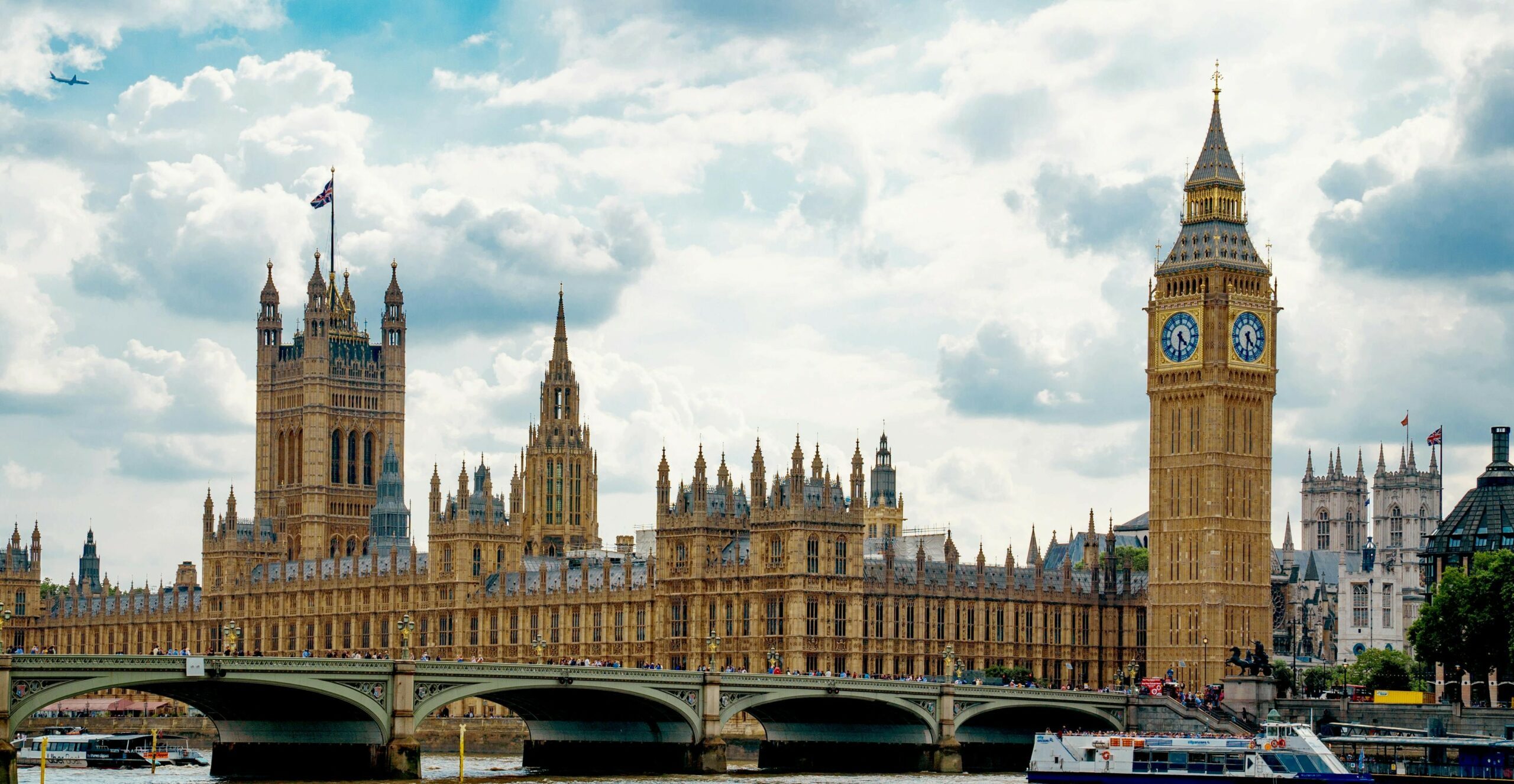 Best Places In London To Visit In Month Of May 2017