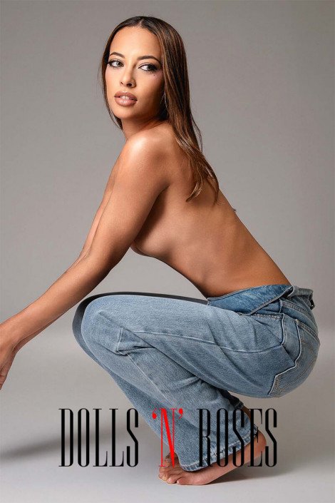 Adri - High Class Escort Milan