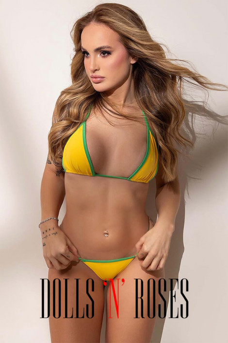 Zaya - High Class Persian Escort