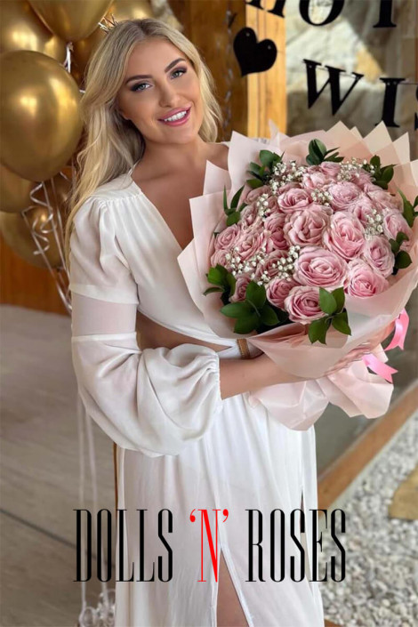 Camilla - Top Class Escort in Paris