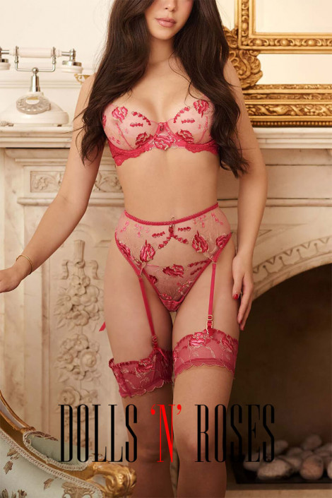 Amanda - High Class Petite Escort