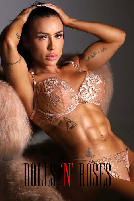 Danaya - High Class Busty Escort