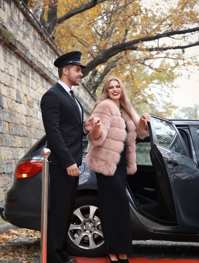 Accustomed to Extraordinary Lifestyles